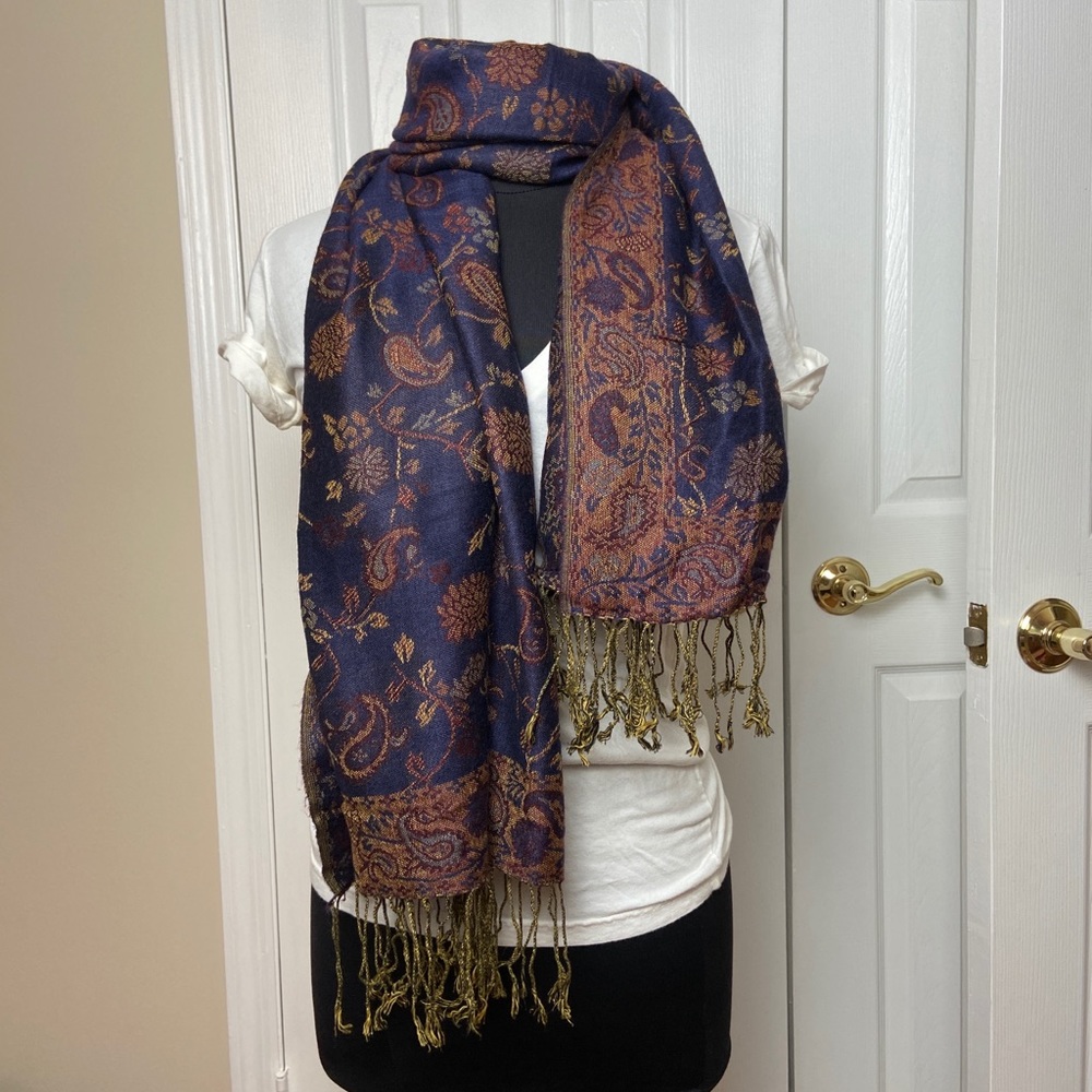 *BUY ONE GET TWO FREE* Pashmina scarf, Paisley